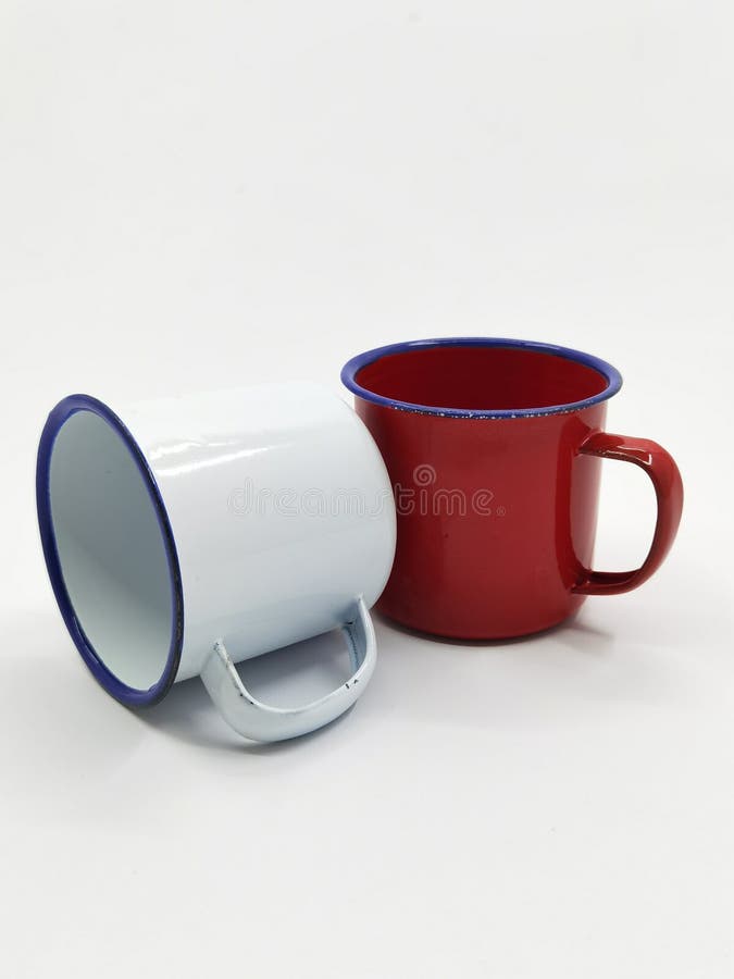 Belos copos de nuances antigas são esteticamente agradáveis fotos de stock