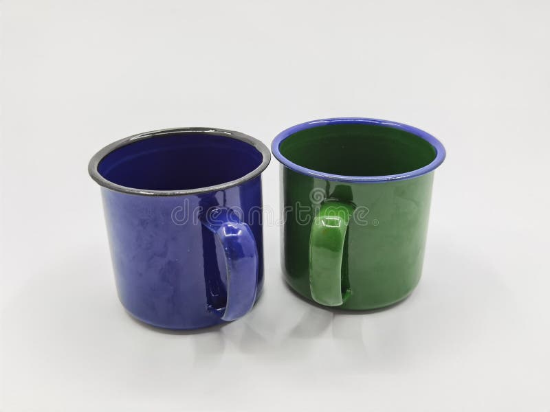 Belos copos de nuances antigas são esteticamente agradáveis imagens de stock royalty free