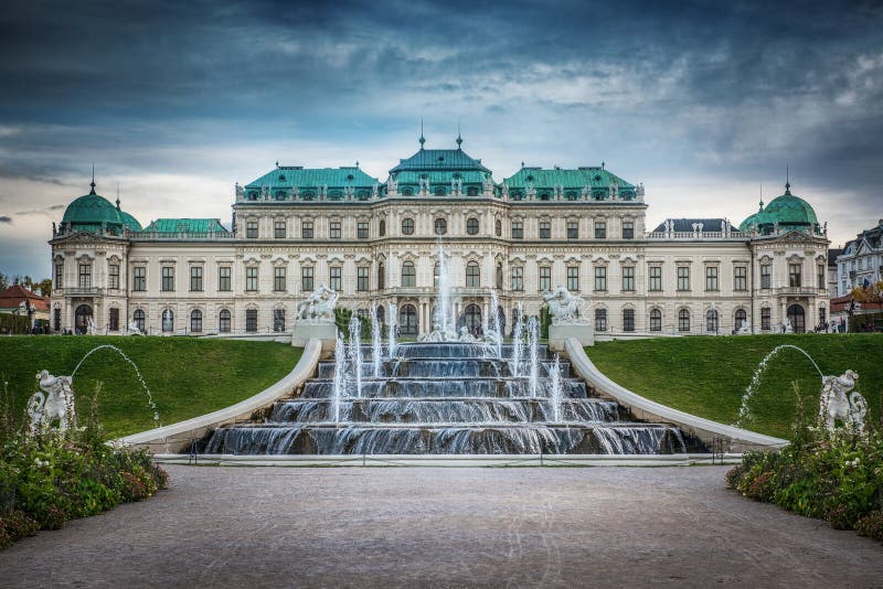 Belvedere Paleis en fonteinen, Wenen, Oostenrijk