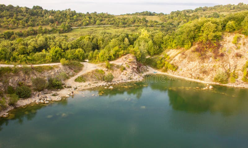 Benatina jazero nazývané aj malé Chorvátsko Nachádza sa v obci Benatina na Slovensku