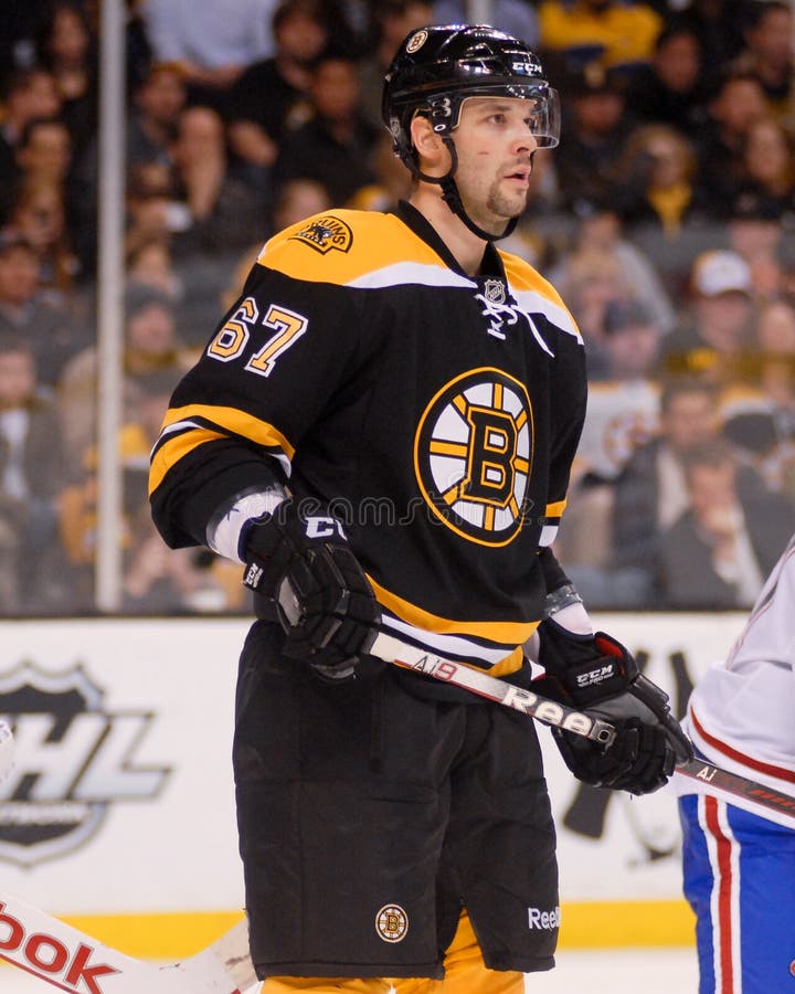 Benoit Pouliot Boston Bruins Redaktionelles Stockfotografie Bild von