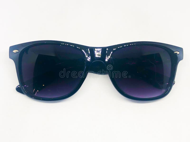 Beoordeling van zonnebrillen royalty-vrije stock foto