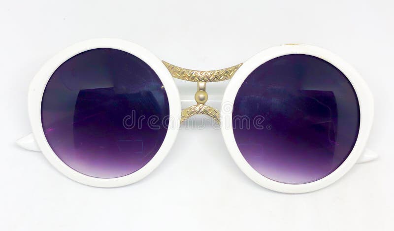 Beoordeling van zonnebrillen stock foto's