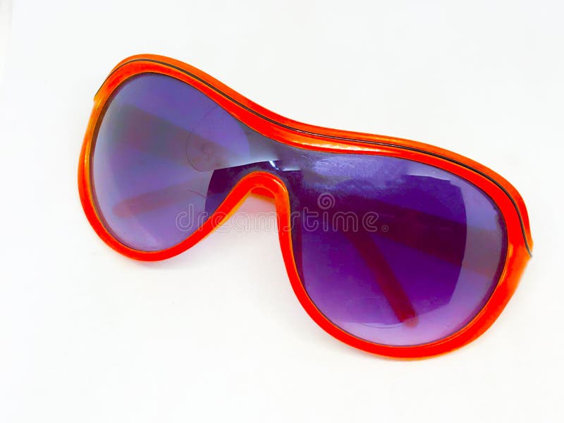 Beoordeling van zonnebrillen stock afbeelding