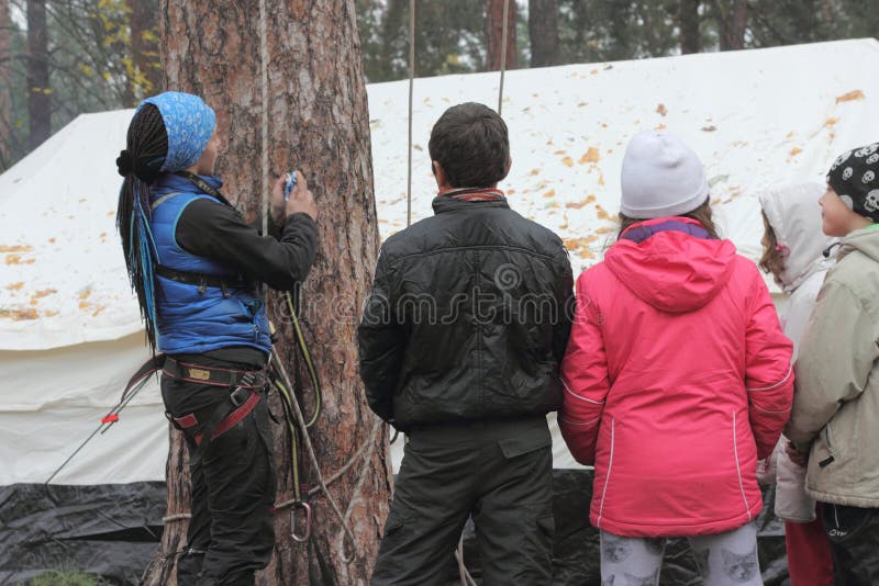 Bergbeklimming opleiding royalty-vrije stock fotografie Bergbeklimming opleiding royalty-vrije stock fotografie