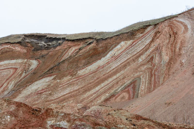 Berge und Hügel auf der Küste des Flusses Volga Schöne Muster von Felsen, von Wiesen, von grünem Gras und von Bäumen Sch?ner Fr?h stockfotos Berge und Hügel auf der Küste des Flusses Volga Schöne Muster von Felsen, von Wiesen, von grünem Gras und von Bäumen Sch?ner Fr?h stockfotos