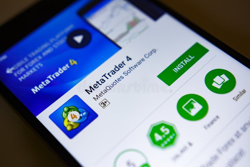 Berlijn, Duitsland - December 5, 2017: Metatrader 4 toepassing op het scherm moderne smartphone MetaTrader 4 in Spelopslag royalty-vrije stock foto Berlijn, Duitsland - December 5, 2017: Metatrader 4 toepassing op het scherm moderne smartphone MetaTrader 4 in Spelopslag royalty-vrije stock foto