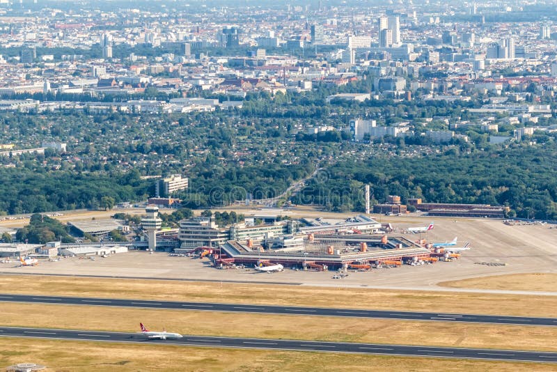 Berlin tegel txl lotnisko terminal zdjęcie z lotu ptaka