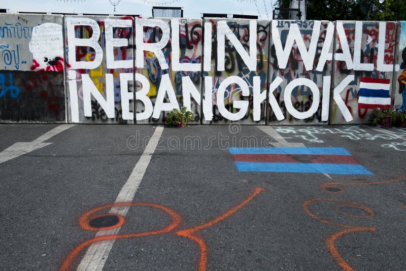 Berlin Wall a Bangkok fotografia stock libera da diritti Berlin Wall a Bangkok fotografia stock libera da diritti