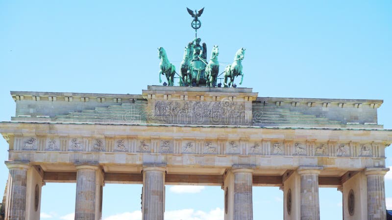 Berlino, Germania circa luglio 2018: La porta di Brandeburgo famosa