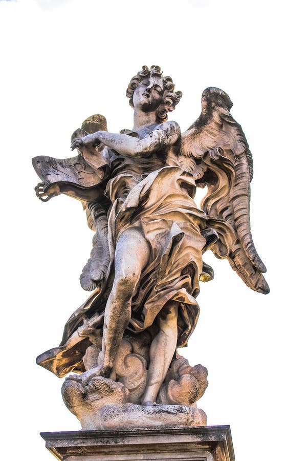 Bernini marmorstaty av ängeln med korset från Santen Angelo Bridge i Rome royaltyfria foton Bernini marmorstaty av ängeln med korset från Santen Angelo Bridge i Rome royaltyfria foton