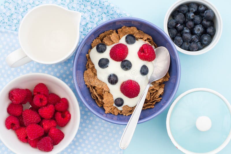 Berry, Bran And Yoghurt Breakfast