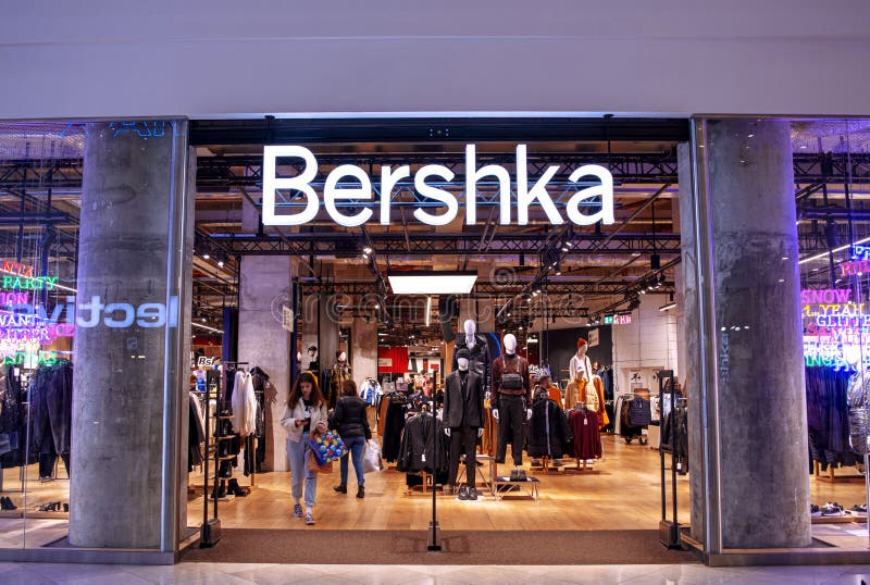 Bershka store editorial photography. Image of inside - 167223122