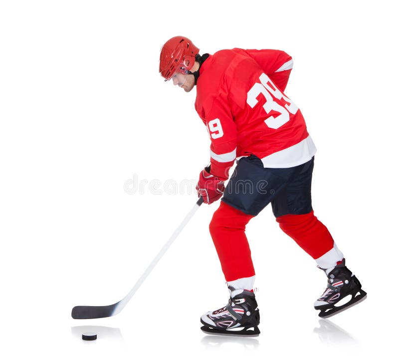 BerufsHockeyspieler, der auf Eis eisläuft stockfotos BerufsHockeyspieler, der auf Eis eisläuft stockfotos