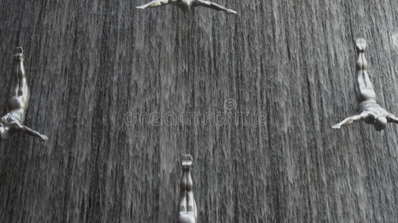 Berühmte Wasserfallskulptur Dubai-Malls bis zu unten 4k uae