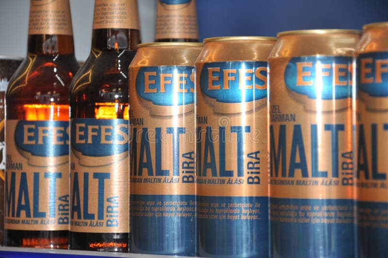 Berühmtes Bier in Istanbul lizenzfreies stockfoto Berühmtes Bier in Istanbul lizenzfreies stockfoto