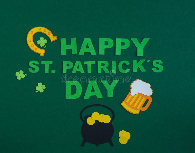 Bestand. Patrick Day. Bannerdesign im grünen Hintergrund mit glücklichster. Feiertag und Ornamente. Kopierraum stock abbildung
