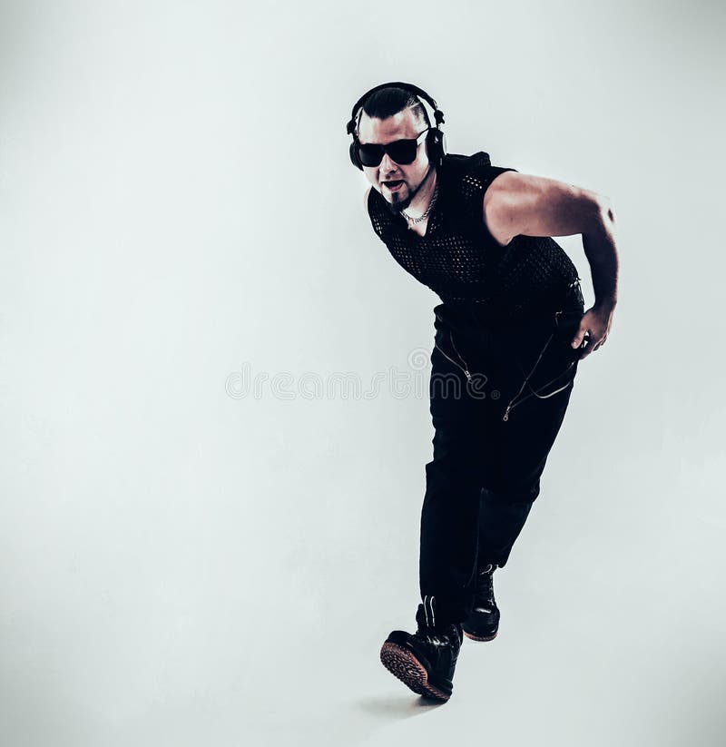 Beste rapper het dansen onderbrekingsdans Foto op een witte achtergrond stock afbeeldingen Beste rapper het dansen onderbrekingsdans Foto op een witte achtergrond stock afbeeldingen