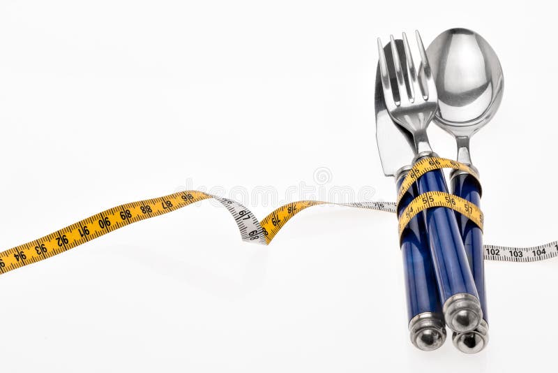 zuiverheid Bedenk Apt Bestek Met Een Meetlint, Symbool Voor Een Dieet Wordt Verpakt Dat Stock  Foto - Image of achtergrond, vork: 79254274