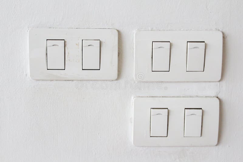 Betonmauer mit elektrischem Schalter lizenzfreie stockbilder Betonmauer mit elektrischem Schalter lizenzfreie stockbilder