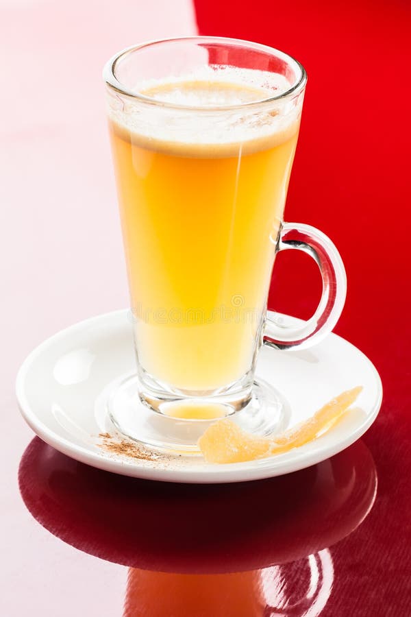 Bevanda calda del limone del mango immagini stock libere da diritti Bevanda calda del limone del mango immagini stock libere da diritti