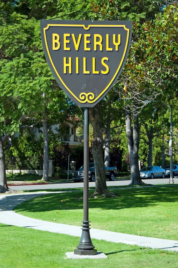 Beverly Hills signent dedans le stationnement de Los Angeles