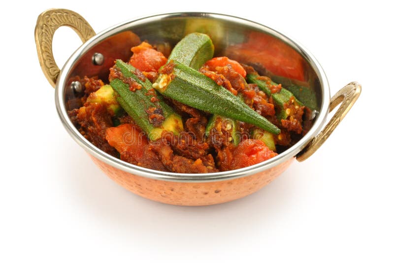 Bhindi masala, okracurry arkivbilder Bhindi masala, okracurry arkivbilder
