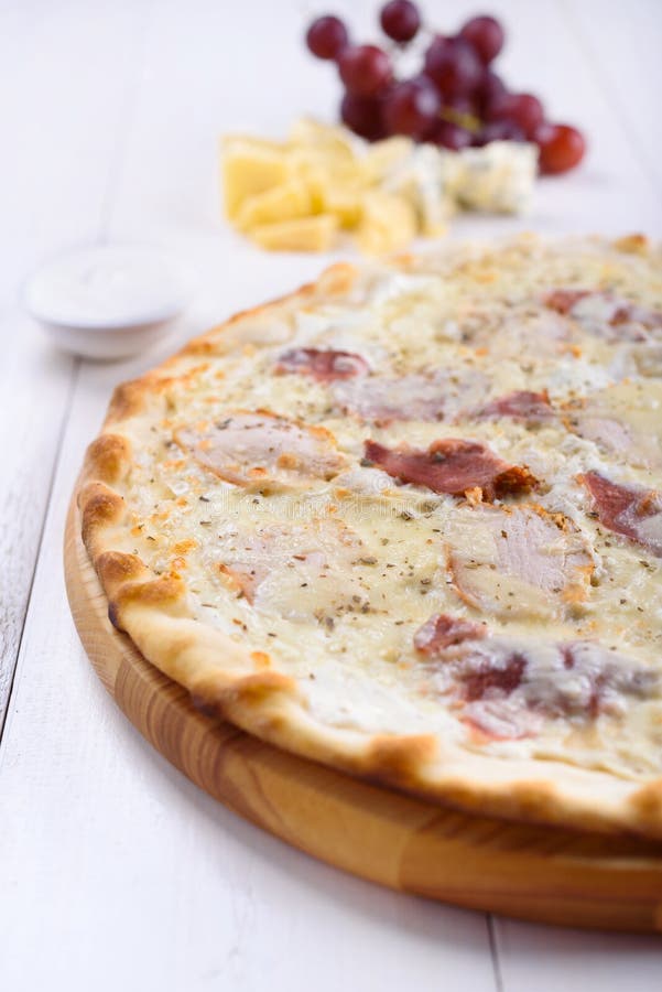 Pizza Pollo A La Crema