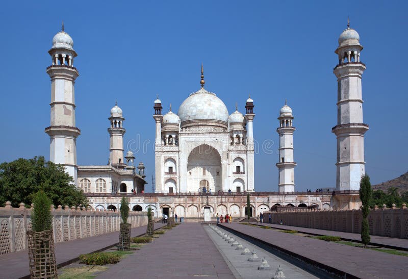 Bibi Ka Maqbara gravvalv i Aurangabad, Maharashtra, Indien royaltyfria foton Bibi Ka Maqbara gravvalv i Aurangabad, Maharashtra, Indien royaltyfria foton