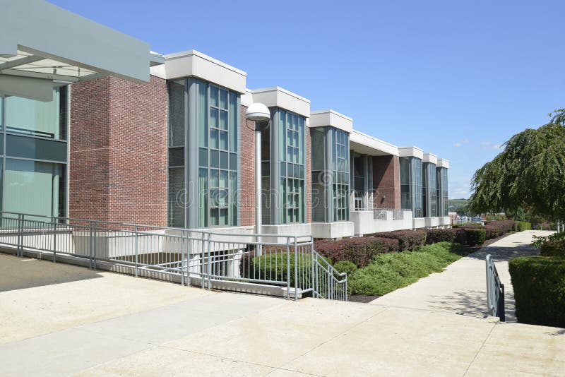 Bibliothèque de Rohrbach, université de Kutztown photographie stock Bibliothèque de Rohrbach, université de Kutztown photographie stock