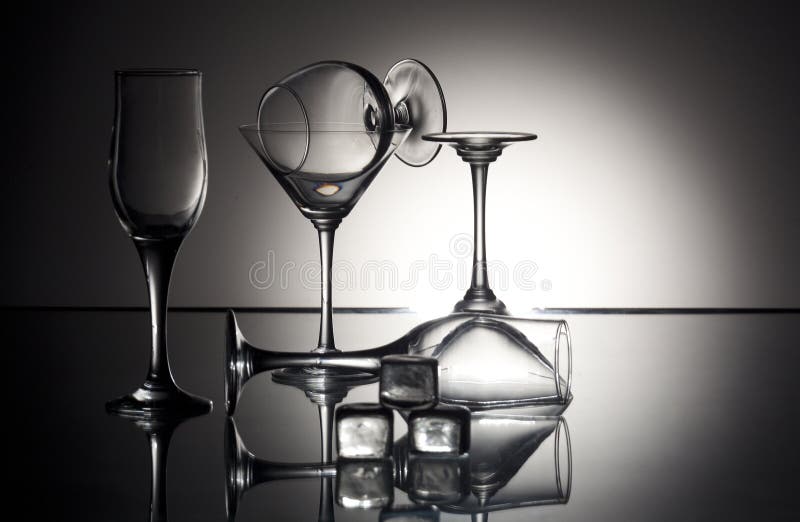Bicchieri di vino immagine stock