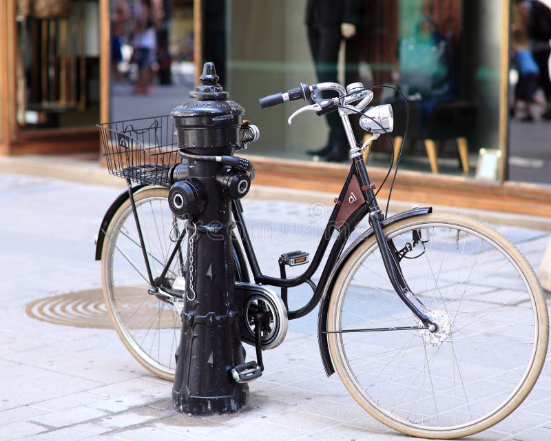 Bicicletta da città immagini stock libere da diritti