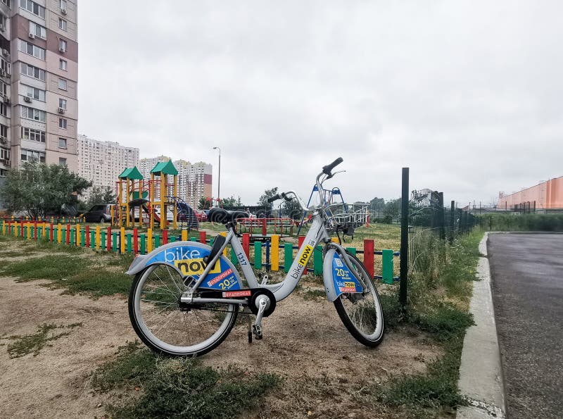 Bicycle on rent editorial photography. Image of popular 77340042