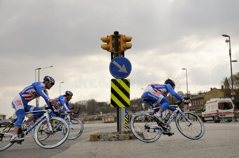 BICYCLE ROAD RACE editorial photo. Image of cloud, race 13842386