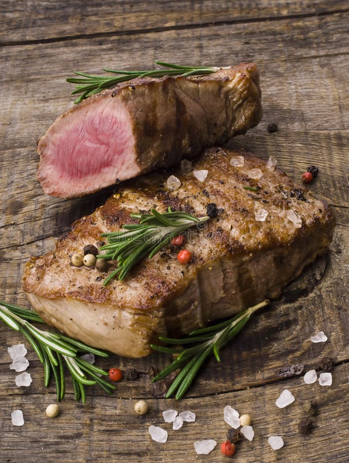 Espeto De Picanha Da Carne Pronto Para Cozinhar Imagem de Stock - Imagem de  frescor, grelhado: 132253239