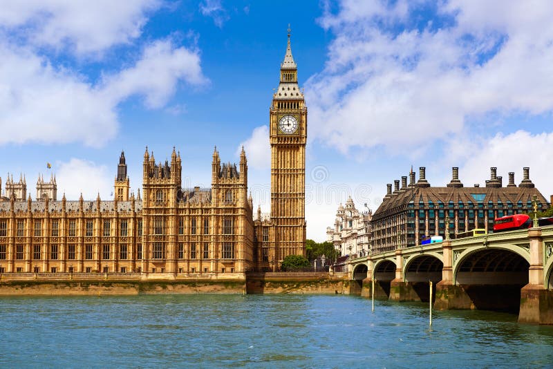 Big Ben Londyński Zegarowy wierza w UK Thames