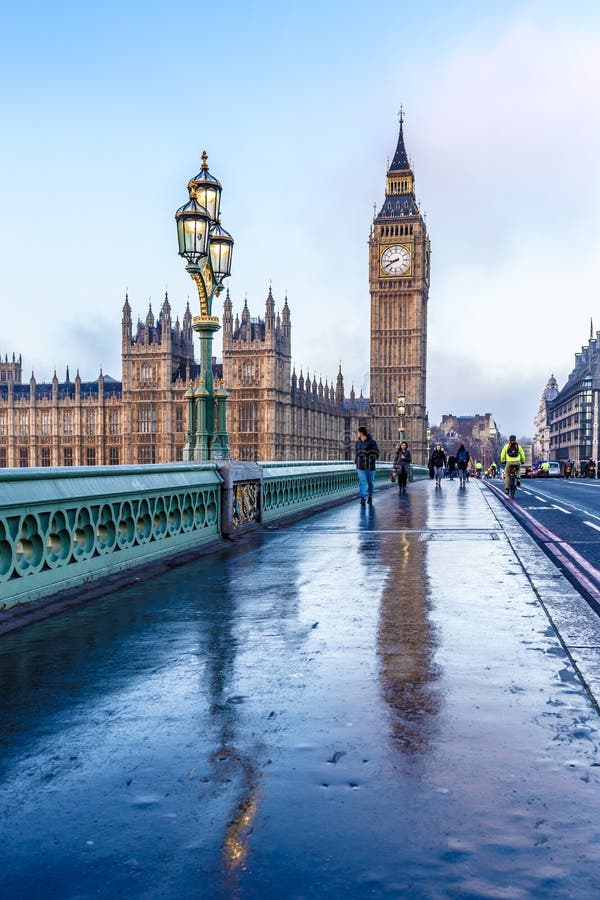 Big ben in winter morning editorial photo. Image of morning - 82965546