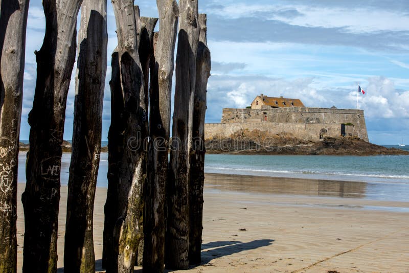 Big breakwater, 3000 trunks to defend the city from the tides, Plage de l`Ãƒâ€°ventail beach in Saint-Malo, Ille-et-Vilaine