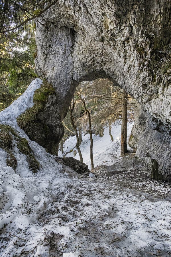 Veľká rocková scéna, Poludnica, Nízke Tatry, Slovensko