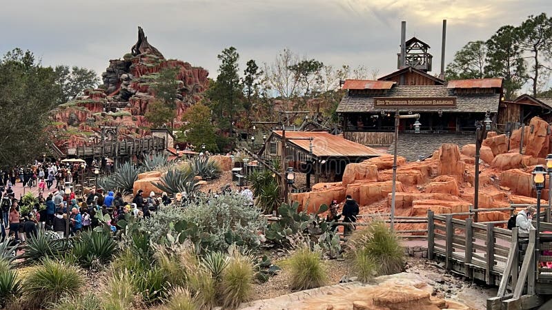 Big Thunder Mountain Railroad Walt Disney World Magic Kingdom Florida -  NavFile