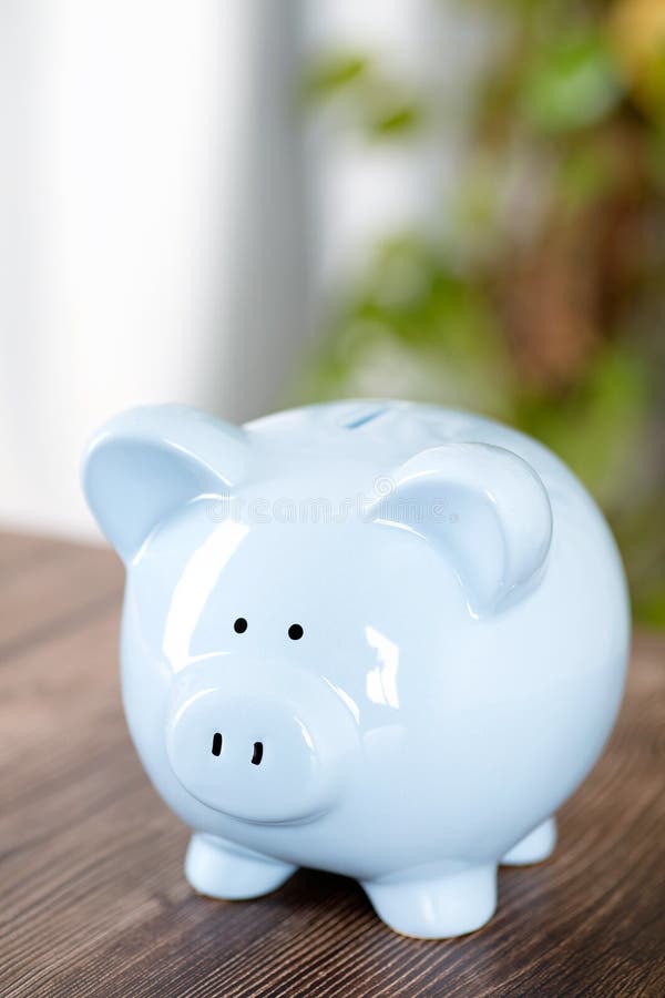 Biggen van porselein op tafel royalty-vrije stock foto's