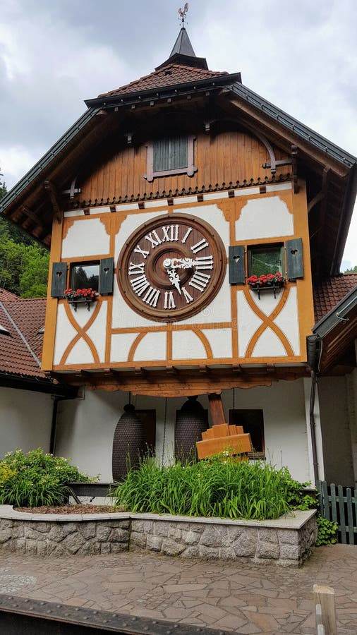 download biggest cuckoo clock in the world download biggest cuckoo clock in the world