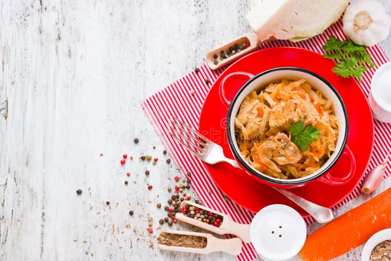 Bigos, traditional dish of polish cuisine from sour and fresh cabbage, meat royalty free stock photos Bigos, traditional dish of polish cuisine from sour and fresh cabbage, meat royalty free stock photos