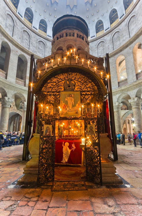 Bij de Kerk van het Heilige grafgewelf - Jeruzalem stock afbeeldingen Bij de Kerk van het Heilige grafgewelf - Jeruzalem stock afbeeldingen