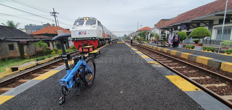 Everyday, I go to office by bicycle connect with train, I ride my bicycle to nearest train station, about 3-4 km from my house. I will wait the train coming, and bring the bicycle inside the train. Inside the train, I ride book to fill my time. The train stop at Surabaya Kota Train Station. This station is the nearest station from my office. After arriving, I ride my bike to office for about 6 km. Everyday, I go to office by bicycle connect with train, I ride my bicycle to nearest train station, about 3-4 km from my house. I will wait the train coming, and bring the bicycle inside the train. Inside the train, I ride book to fill my time. The train stop at Surabaya Kota Train Station. This station is the nearest station from my office. After arriving, I ride my bike to office for about 6 km.