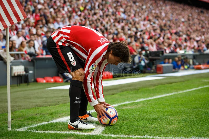 BILBAO, SPAIN - OCTOBER 16: Ander Iturraspe, Athletic Club Bilbao player, in the match between Athletic Bilbao and Real Sociedad, celebrated on October 16, 2016 in Bilbao, Spain