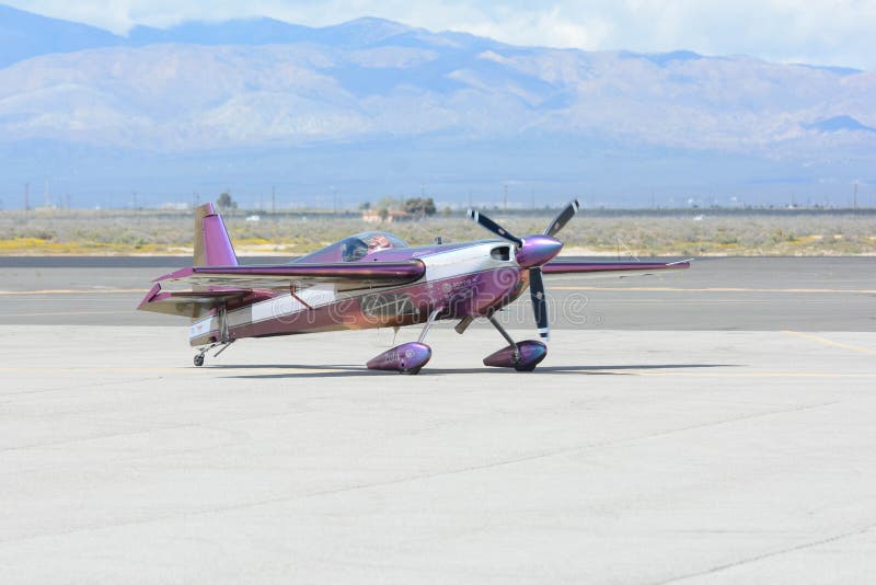 Bill Stein is taxiing an a Zivko Edge 540 royalty free stock photo Bill Stein is taxiing an a Zivko Edge 540 royalty free stock photo