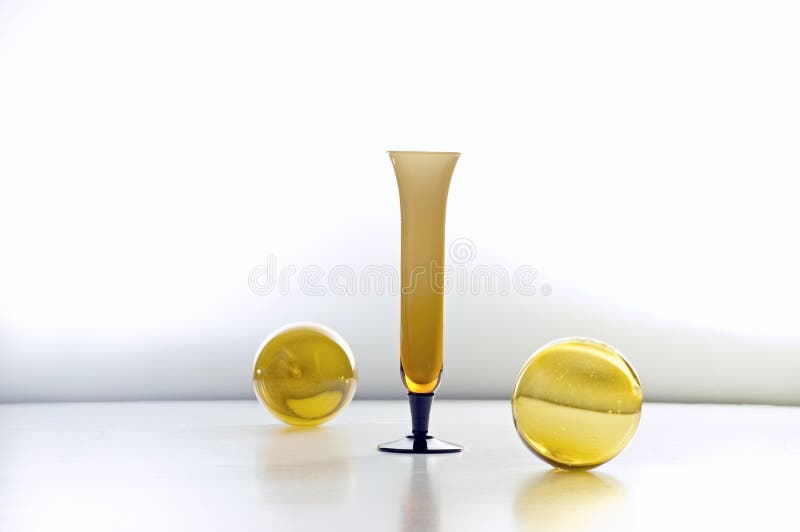 Billes en verre de vase en verre ambre