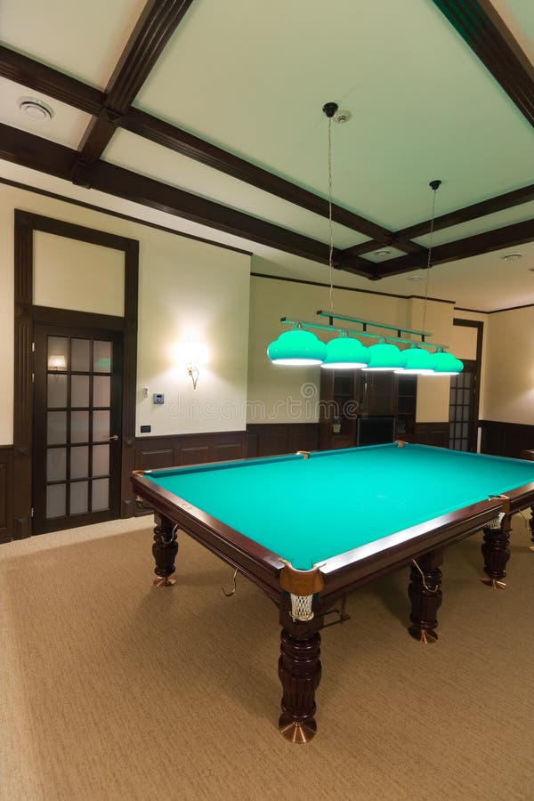 Billiard oder Pooltabelle lizenzfreie stockbilder Billiard oder Pooltabelle lizenzfreie stockbilder