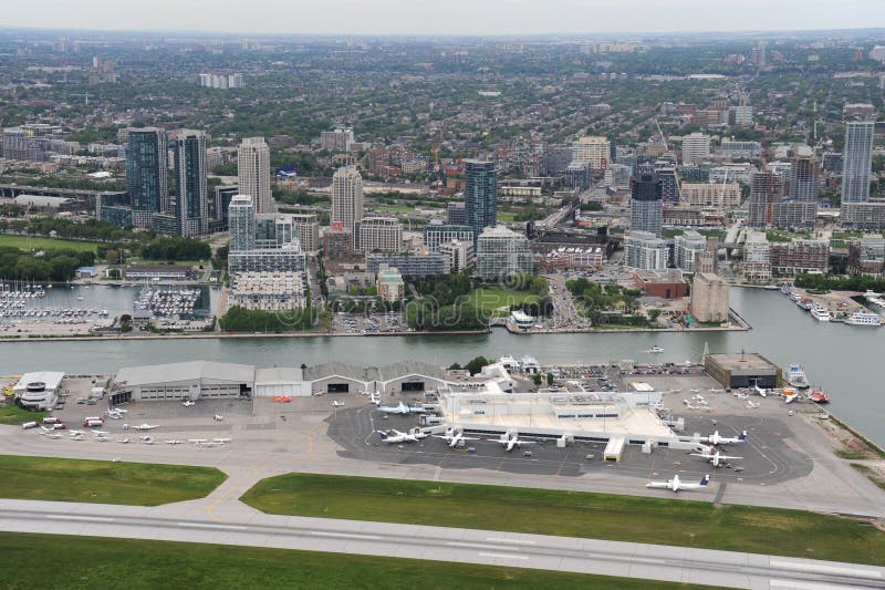 Billy Bishop Airport, Toronto, Ontario lizenzfreies stockbild Billy Bishop Airport, Toronto, Ontario lizenzfreies stockbild